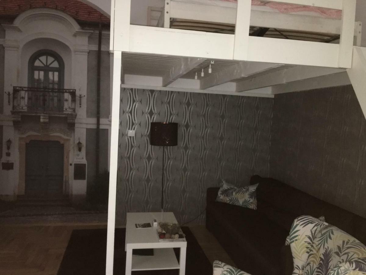 Lovag Apartman بودابست المظهر الخارجي الصورة