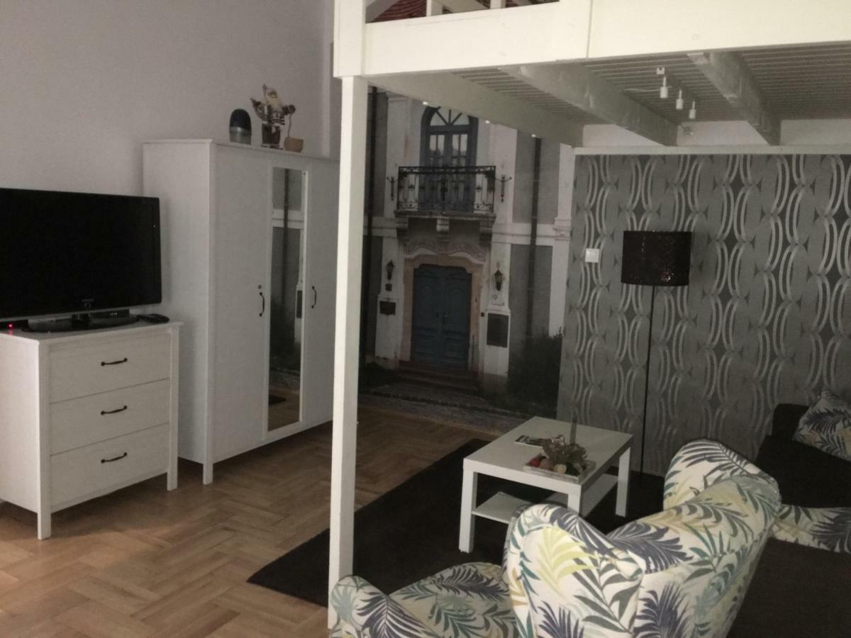 Lovag Apartman بودابست المظهر الخارجي الصورة